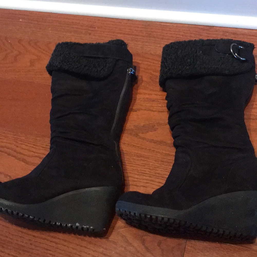 Aldo Size 37 wedge winter boot